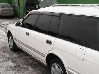 1999 Toyota Crown Wagon Pictures