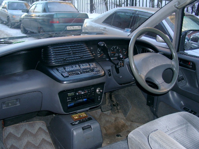 Used 1993 Toyota Estima Emina Photos