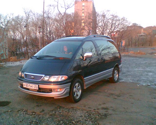 1998 Toyota Estima Emina