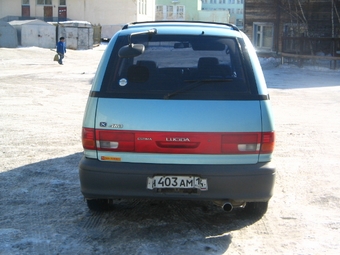 1992 Toyota Estima Lucida