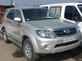 2007 Toyota Fortuner Photos