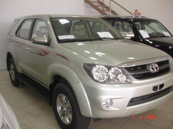 2008 Toyota Fortuner Pictures
