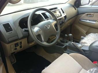 2012 Toyota Fortuner Pictures