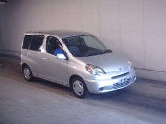 2000 Toyota Funcargo