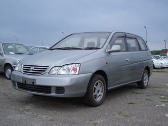 1998 Toyota GAIA