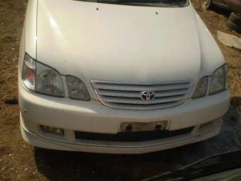 1998 Toyota GAIA