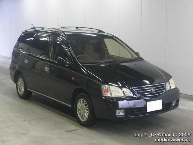 2000 Toyota Gaia