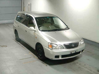 2002 Toyota GAIA