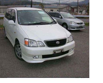 2002 Toyota Gaia