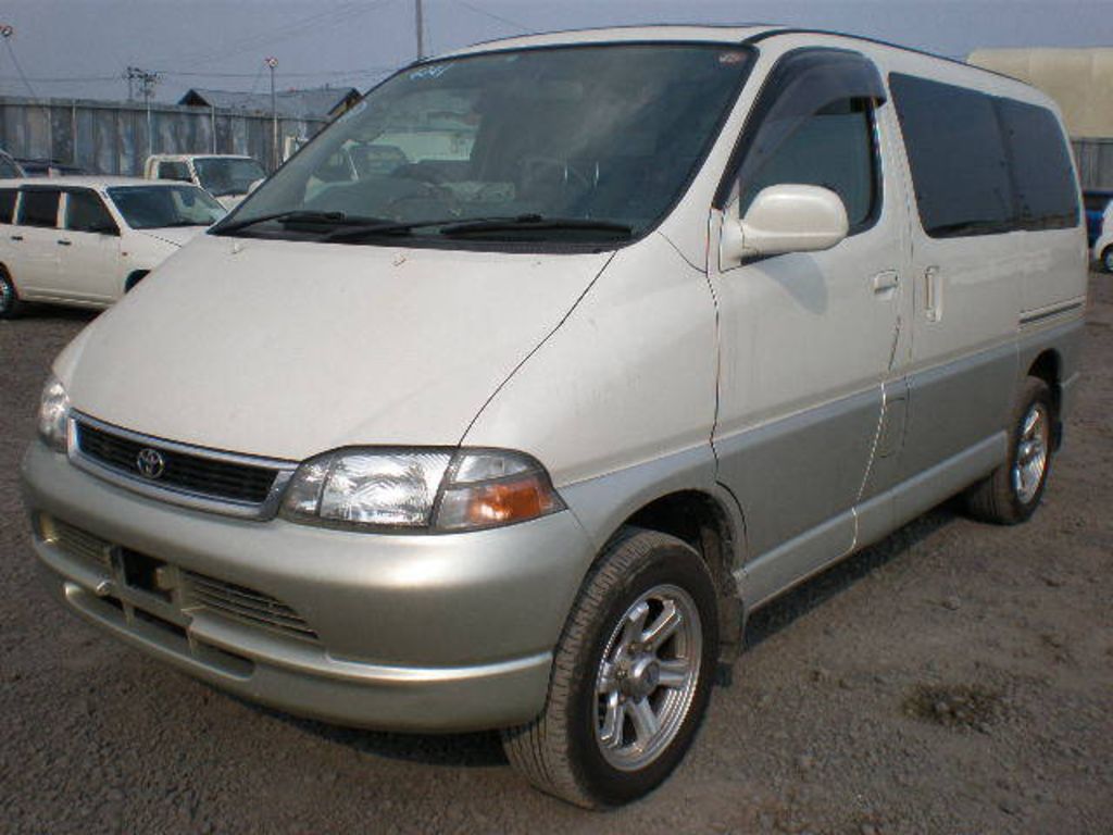 1998 Toyota Granvia