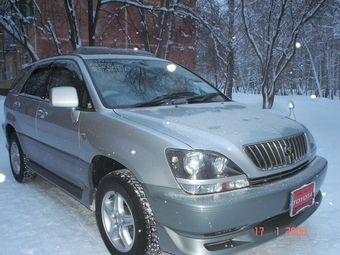 1998 Toyota Harrier