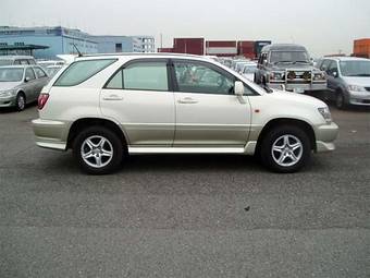 2000 Toyota Harrier Pictures