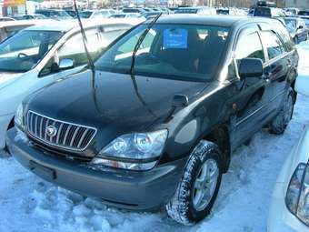 2001 Toyota Harrier Pictures