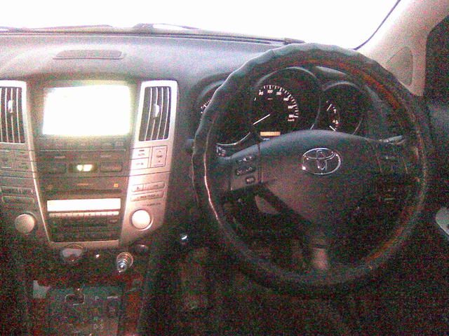 2003 Toyota Harrier