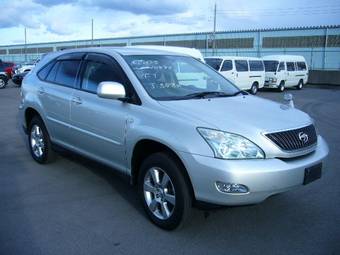 2003 Toyota Harrier Images