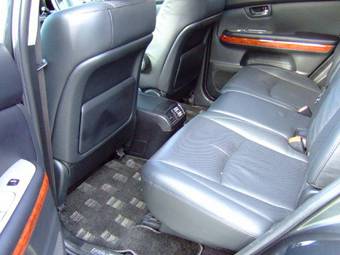 2006 Toyota Harrier Images