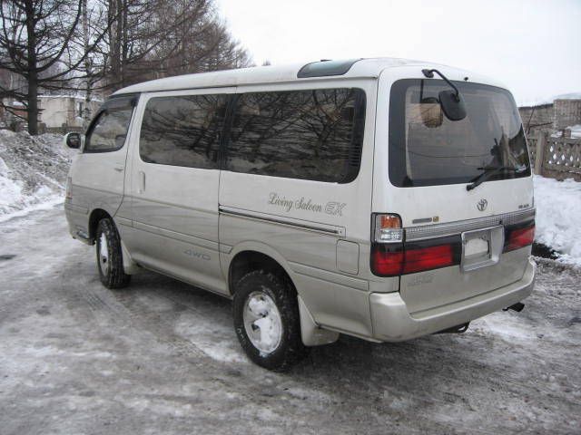 2000 Toyota Hiace