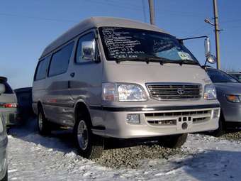 2001 Toyota Hiace Pictures