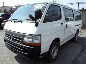 2003 Toyota Hiace Images