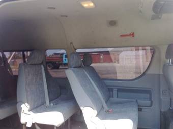 2005 Toyota Hiace Pictures