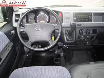 2007 Toyota Hiace Pictures