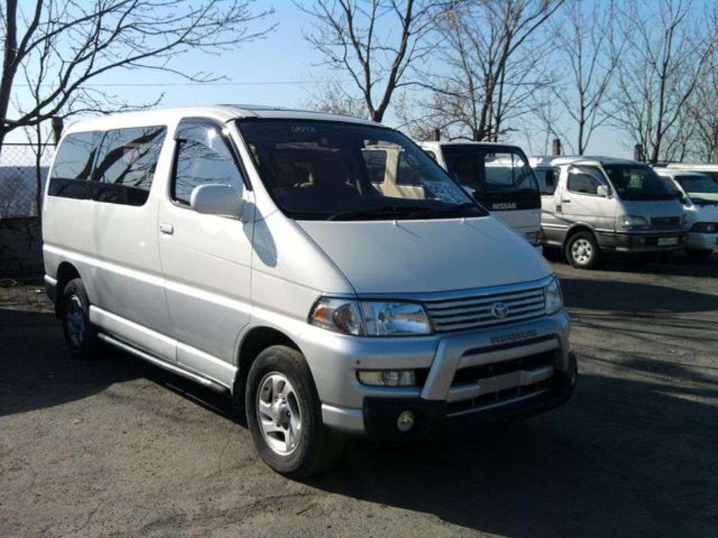 Toyota hiace 1999