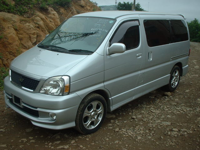 2000 Toyota Hiace Regius