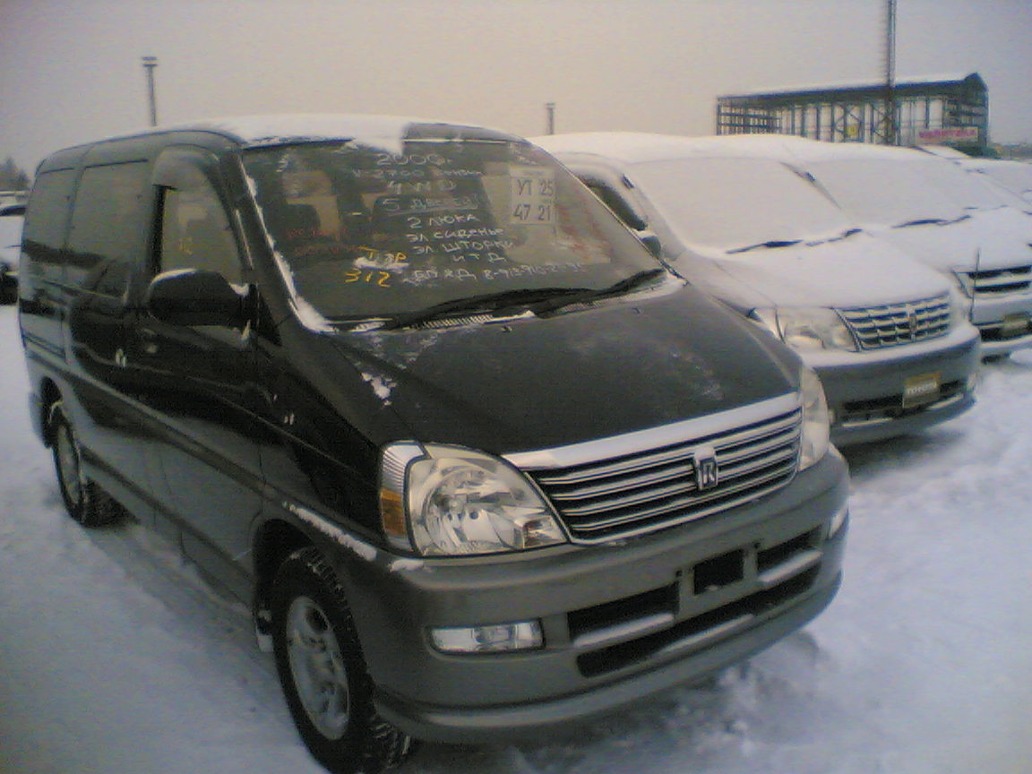 2000 Toyota Hiace Regius