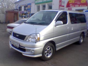 2000 Toyota Hiace Regius