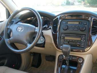 2003 Toyota Highlander Photos