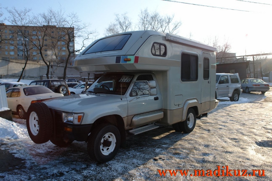 1990 Toyota Hilux Pick Up Photos