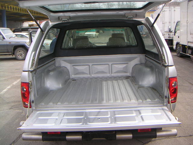 2005 Toyota Hilux Pick Up Pictures