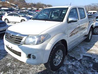 2011 Toyota Hilux Pick Up Images