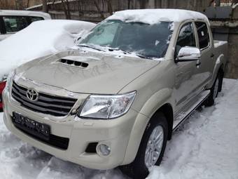 2011 Toyota Hilux Pick Up Pictures