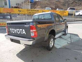 2012 Toyota Hilux Pick Up Images