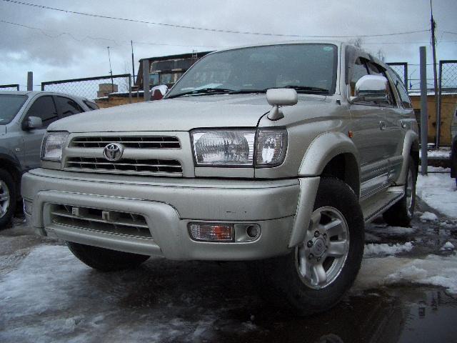 2000 Toyota Hilux Surf Pics