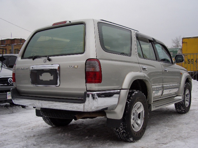 2000 Toyota Hilux Surf Images