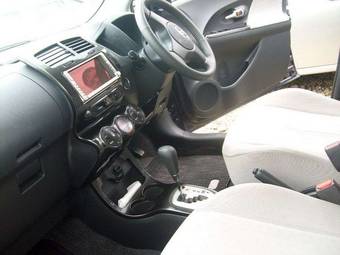 2007 Toyota ist Pictures