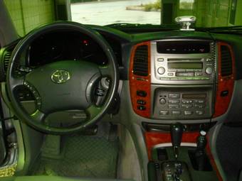 2006 Toyota Land Cruiser Pics