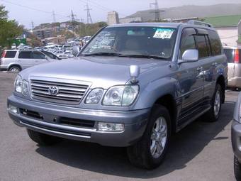 2003 Toyota Land Cruiser Cygnus Pictures