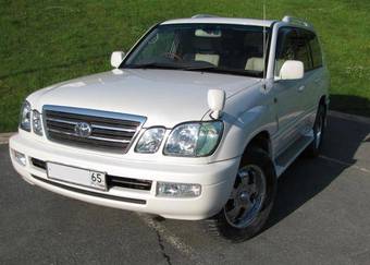 2004 Toyota Land Cruiser Cygnus Wallpapers