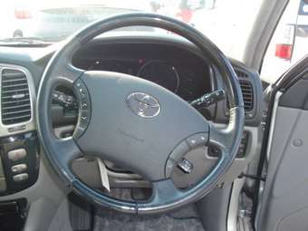 2006 Toyota Land Cruiser Cygnus Pictures