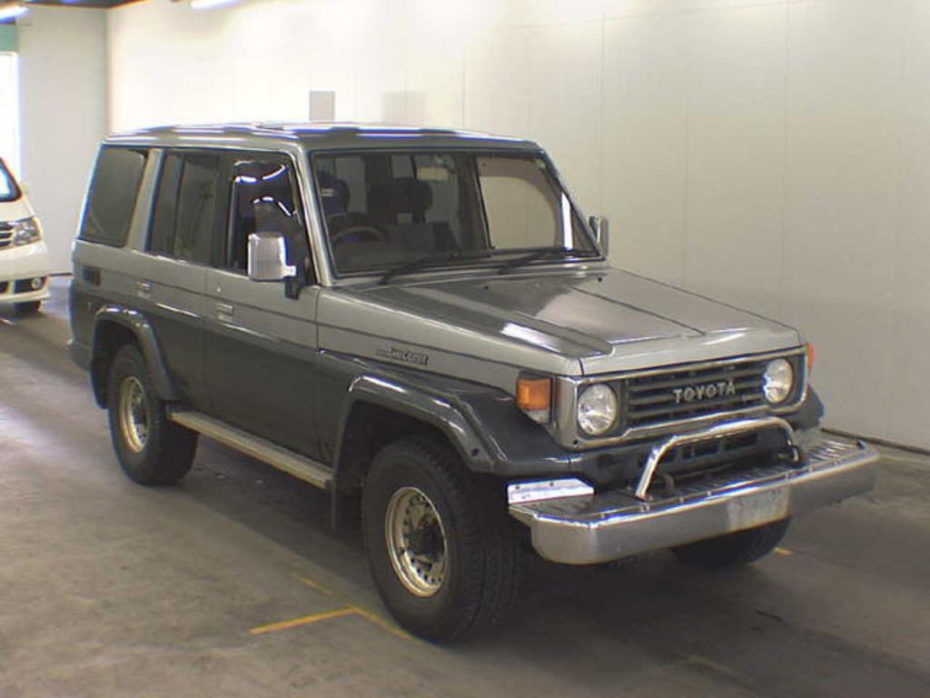 1990 Toyota Land Cruiser Prado