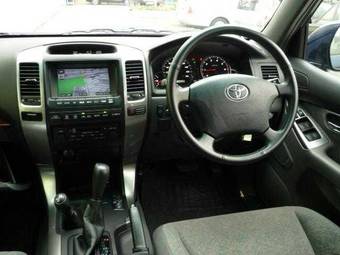 2005 Toyota Land Cruiser Prado Images
