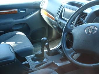 2005 Toyota Land Cruiser Prado Pictures