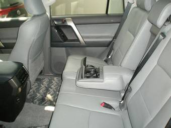 2012 Toyota Land Cruiser Prado Pictures