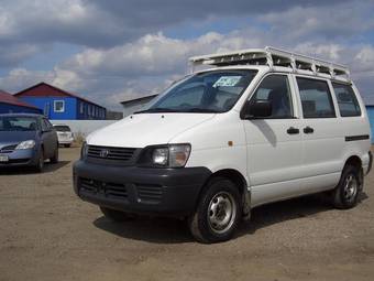 2002 Toyota Lite Ace Van Pictures