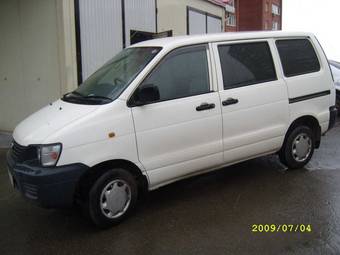 2003 Toyota Lite Ace Van Pictures