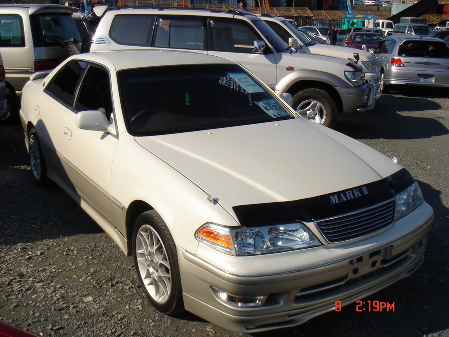 1997 Toyota Mark II Images