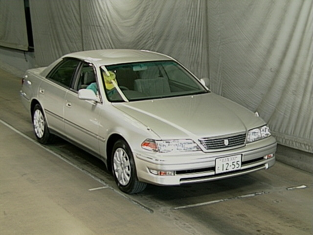 1999 Toyota Mark II Images